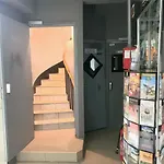 德安德里酒店 酒店 *
