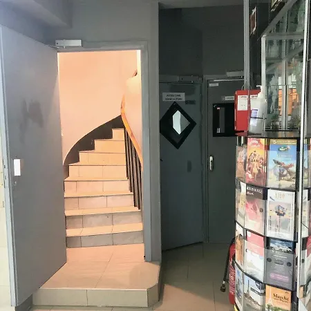 Des Andelys Ξενοδοχείο *