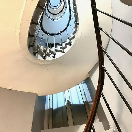 Des Andelys Paris