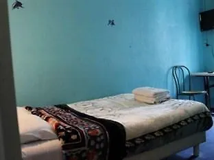 Des Andelys מלון