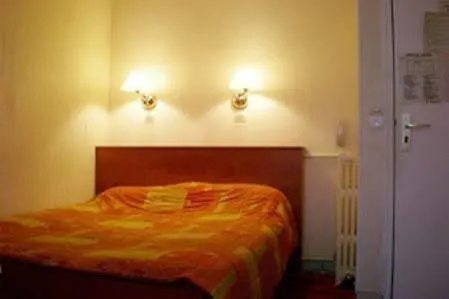 Hotel Des Andelys Paryż