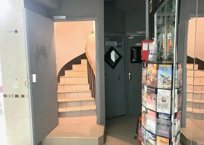데 장들리 호텔 *